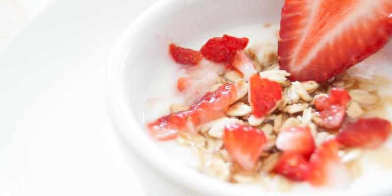 从剪发到艺术：高端美发沙龙如何通过标准化流程与专业美发培训提升造型师服务与客户体验